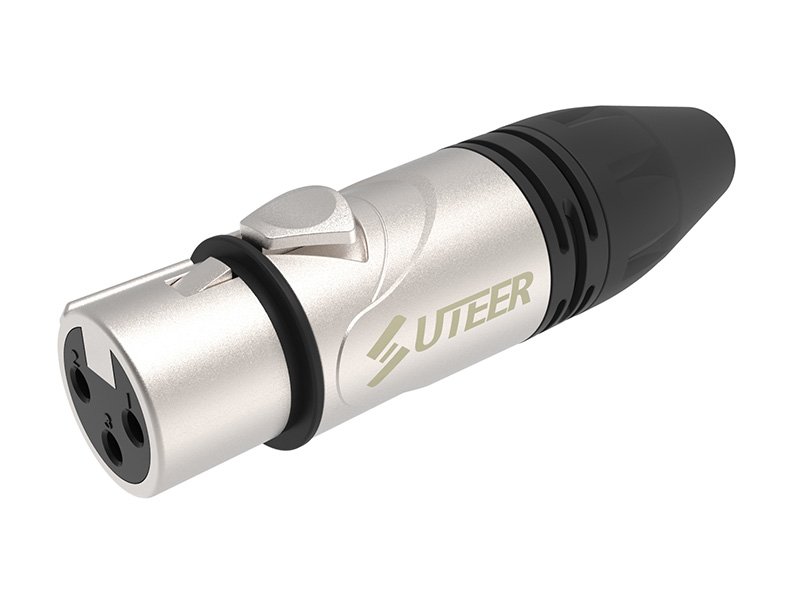 3 pole XLR female connector Amphenol type XLR3F019